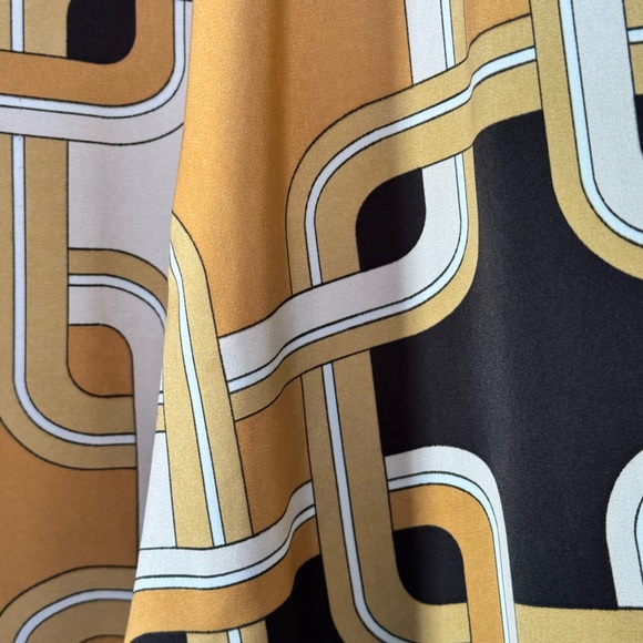 H&M Black & Gold Chain Patterned Dress - Picture 5 of 5